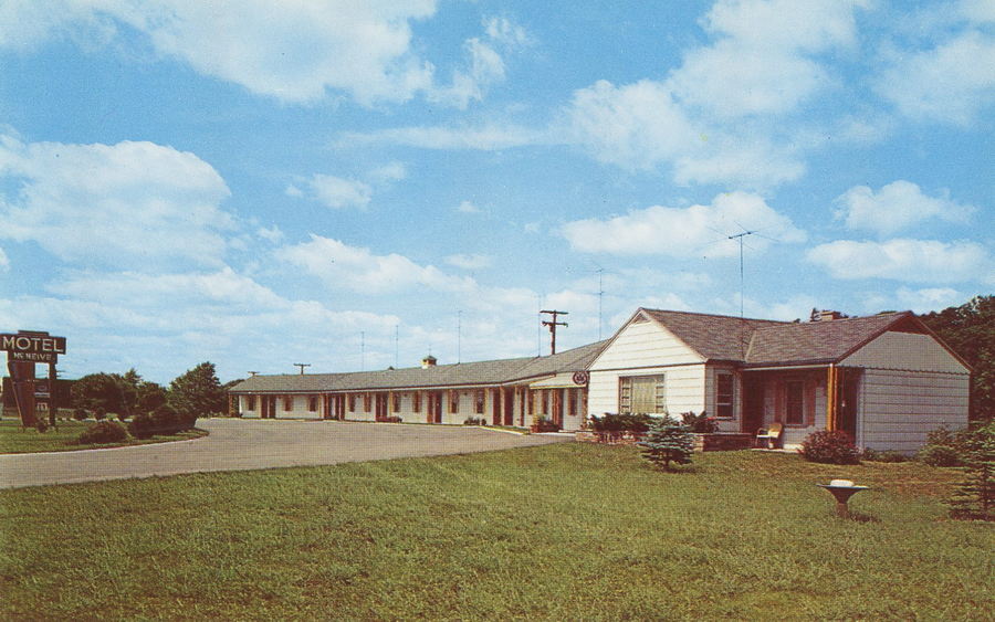 Motel McNeive (Oakland Motel)